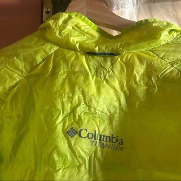 Columbia Titanium Interchange Alpine Crux Down Puffer Jacket Neon Green Size L - Picture 6 of 7